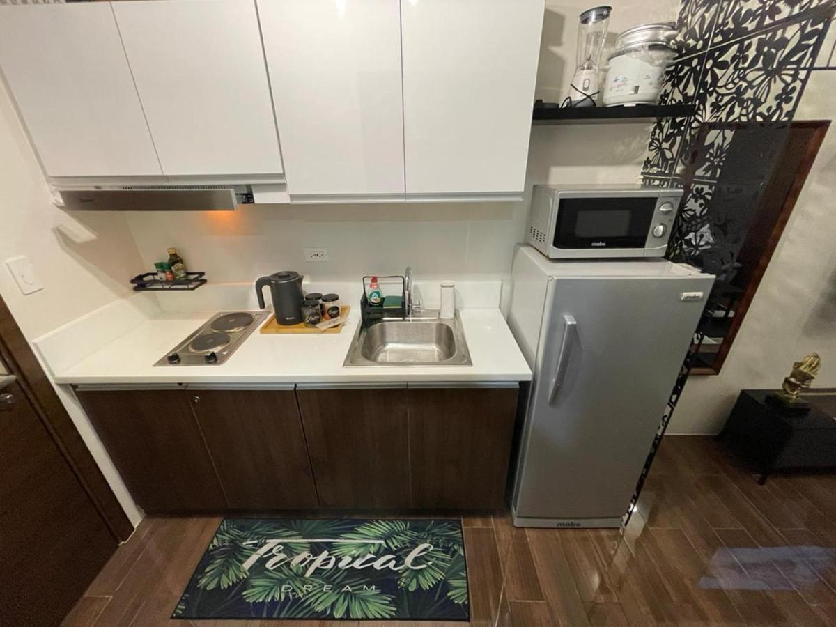 Amazing View Makati Elegant Flat 400Mb Internet Appartement Manilla Buitenkant foto